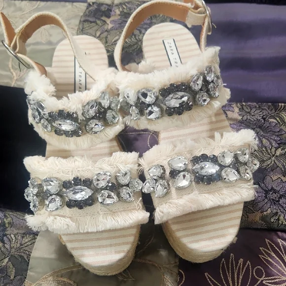 Zara Trafaluc Frayed Rhinestone Platform Sandals - Picture 3 of 8
